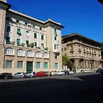 Green Hotel