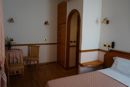 Green Hotel 2*