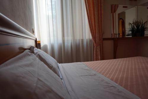 Hotel Green Hotel 2*