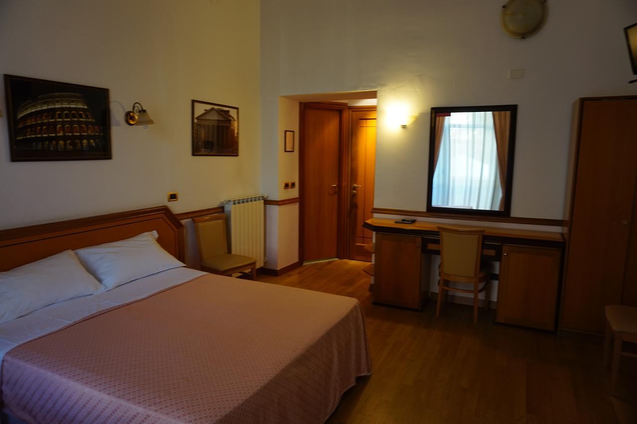 Green Hotel 2* Roma